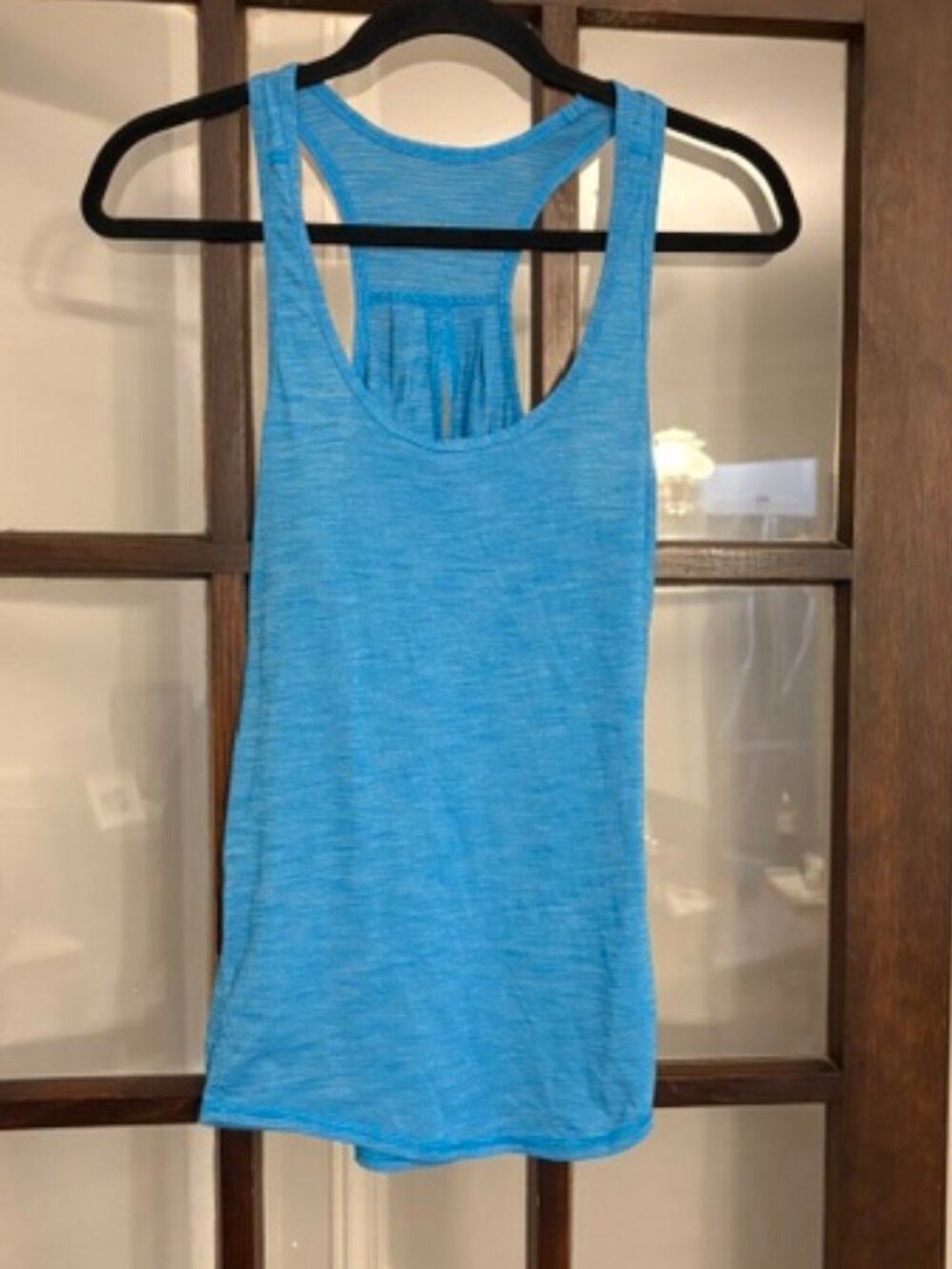 Lululemon Salute the Sun Tank in Blue, Size 4